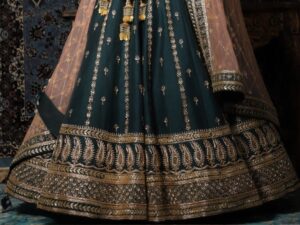 Wedding Suits for Groom and Groomsmen: A Guide to Elegance