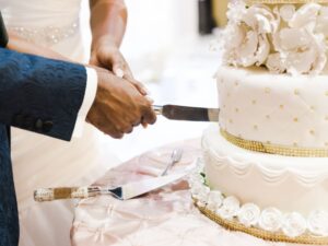 The Ultimate Guide to Designing the Perfect Wedding Cake Table