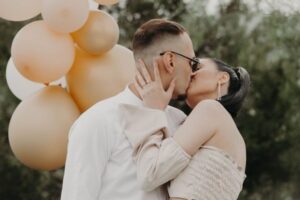 Who Pays for the Engagement Party? Etiquette Explained